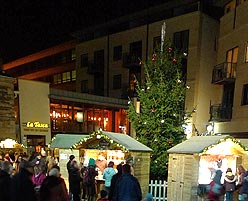 Christmas lighting at Oxford Castle